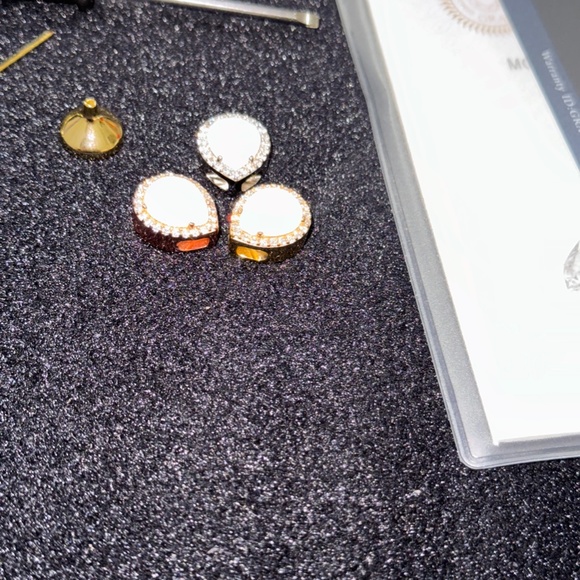 Real Genuine GRA Certified Opal Urn Jewelry Cremation VVS Moissnaite diamond urn - Picture 11 of 13